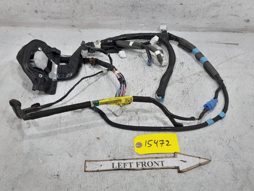 Lexus 200h 2011 - 200h, front