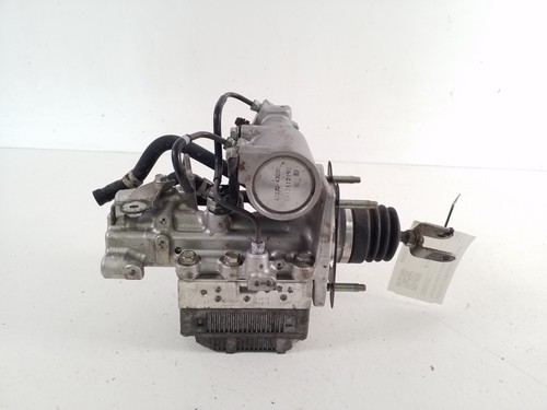 2014 lexus 200h - lexus, brake