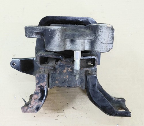 Upper right engine - right,