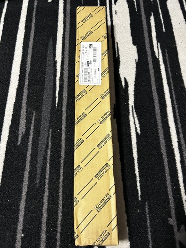 Lexus 200h rear shock - rear,