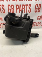 LEXUS CT200H AIR FILTER BOX