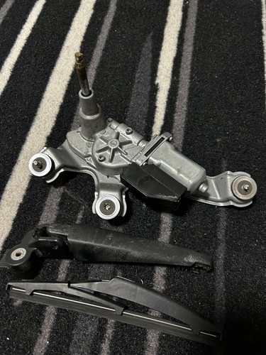 Wiper motor rear - lexus, 200h