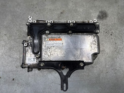 Lexus 200h 2015 voltage - ct,