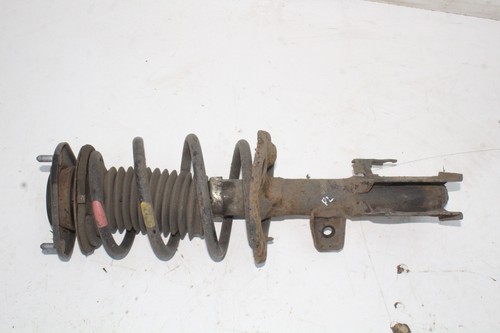 Lexus 200h front left - left, shock
