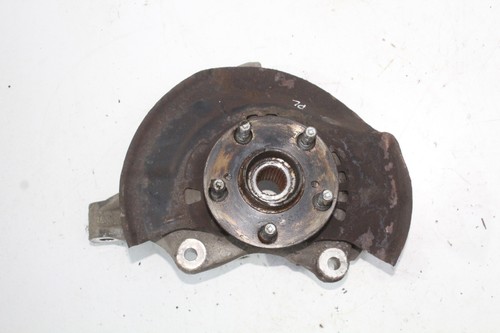 Lexus 200h front left wheel - left,