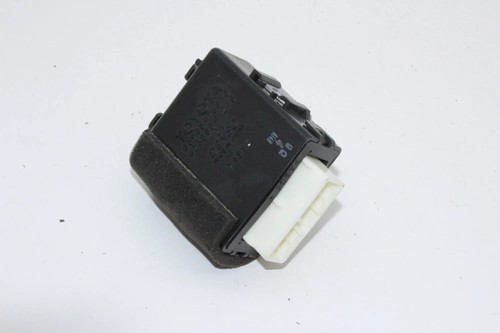 Lexus zwa10 200h - 200h,